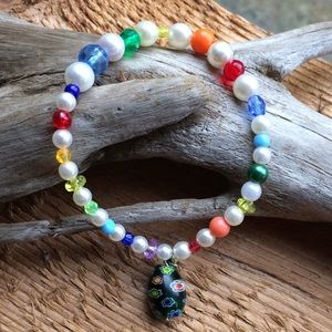Handmade rainbow bead bracelet with pearls
